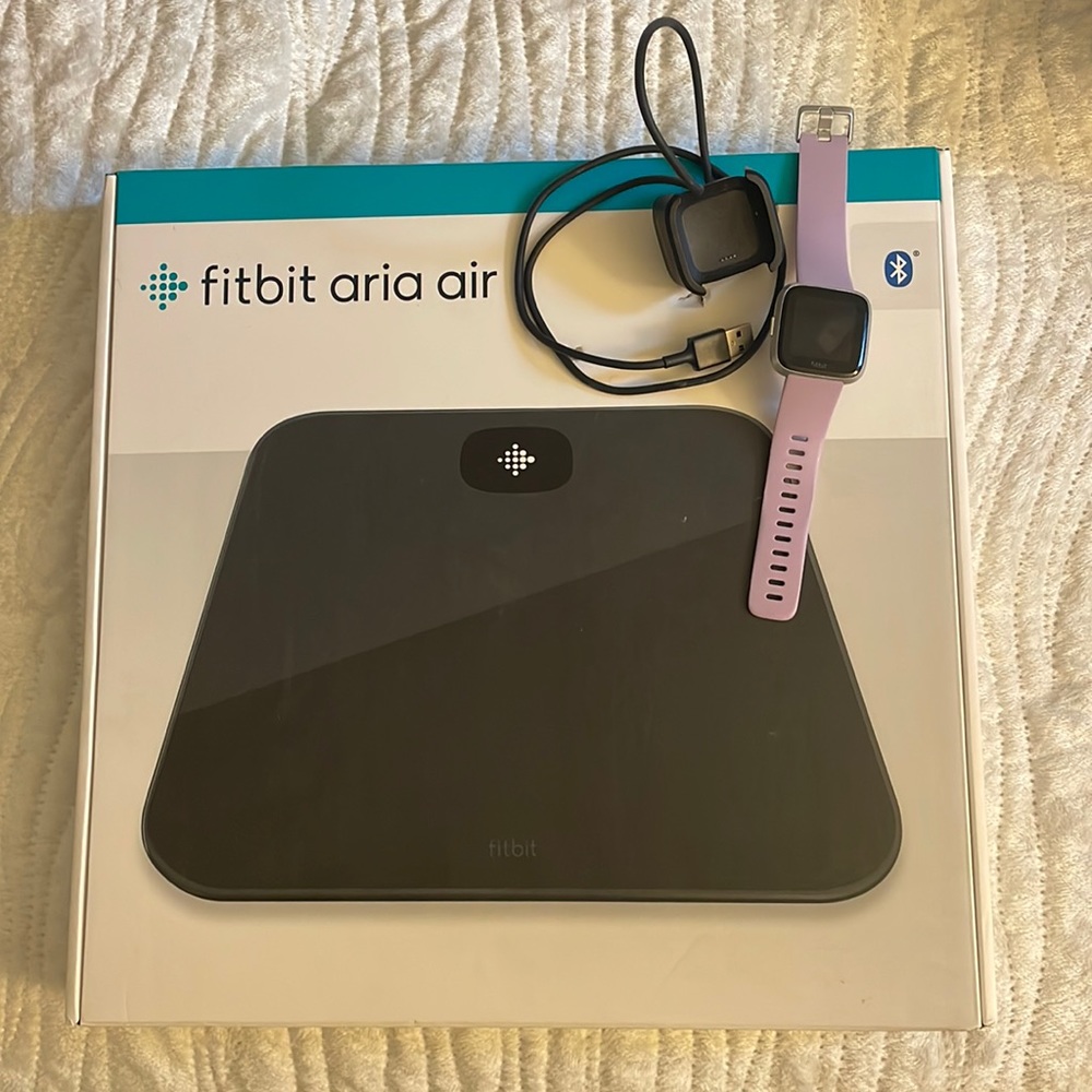 Fitbit Versa Lite & Fitbit Aria Air Scale